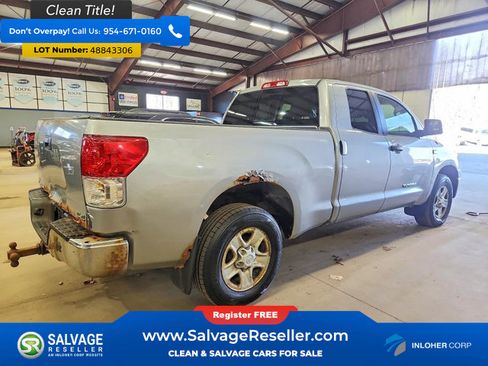 Used 2010 Toyota Tundra 4x4 Double Cab image 4