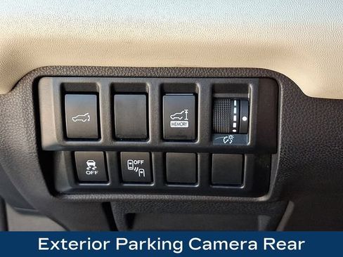 Used 2019 Subaru Ascent Limited AWD/4WD image 9