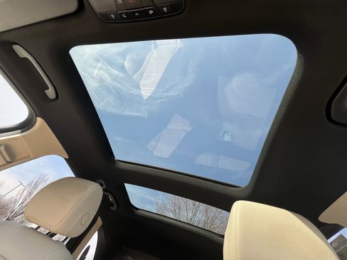 Certified 2018 Mercedes-Benz GLC 300 300 image 28