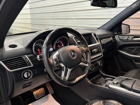 Used 2015 Mercedes-Benz ML 63 AMG 4MATIC image 14