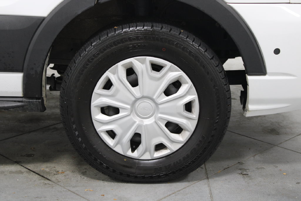 Used 2024 Ford Transit 350 XLT RWD image 12