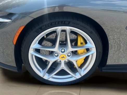 Used 2023 Ferrari Roma RWD image 14