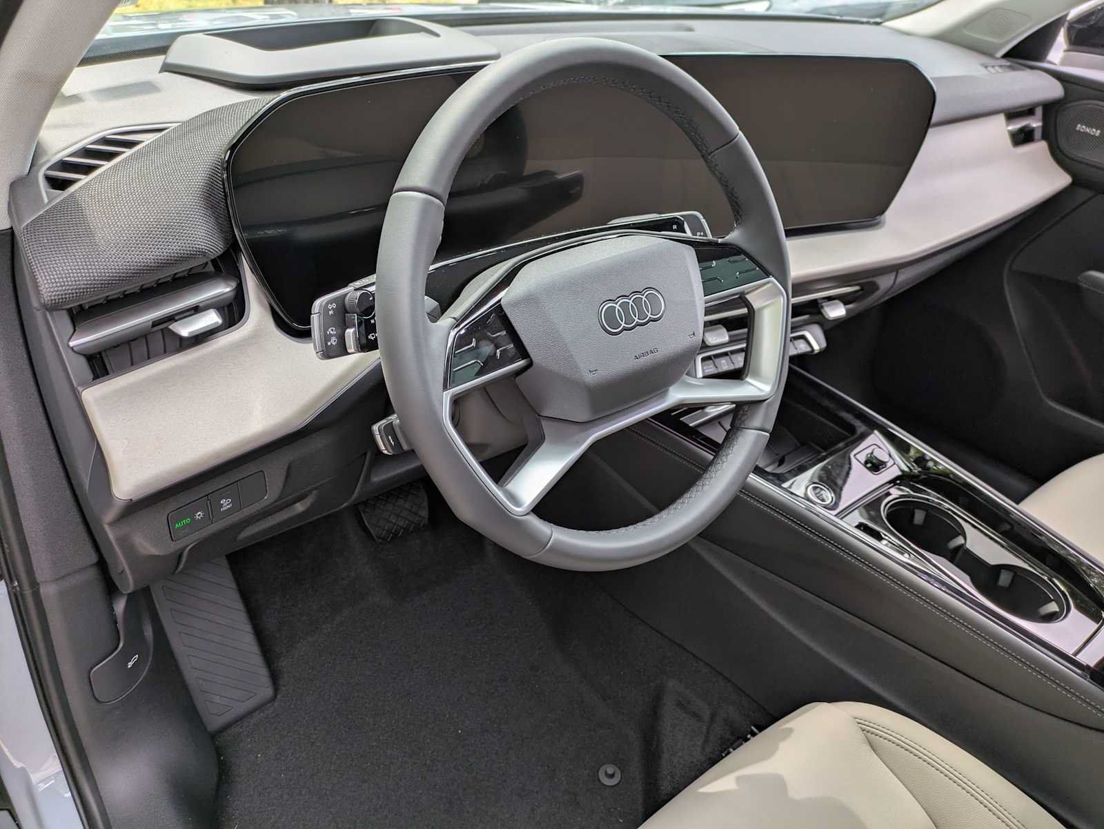 New 2026 Audi Q3 quattro 2.0T AWD/4WD image 11