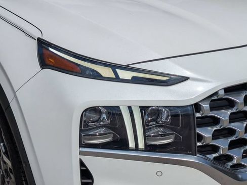 Used 2022 Hyundai Santa Fe Limited FWD image 10