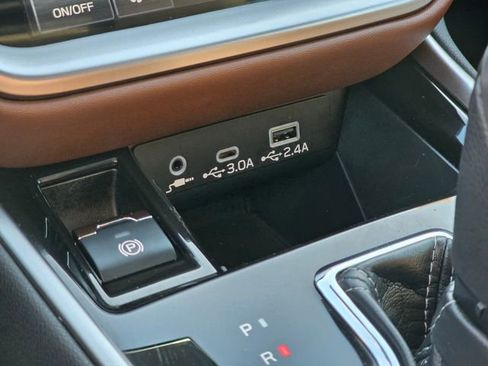 Used 2024 Subaru Outback Touring XT image 36