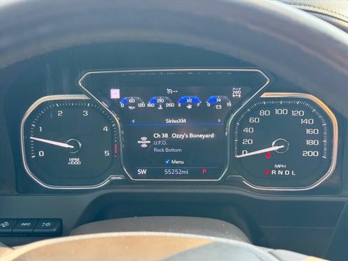 Used 2022 GMC Sierra 2500 Denali w/ Denali Ultimate Package AWD/4WD image 19