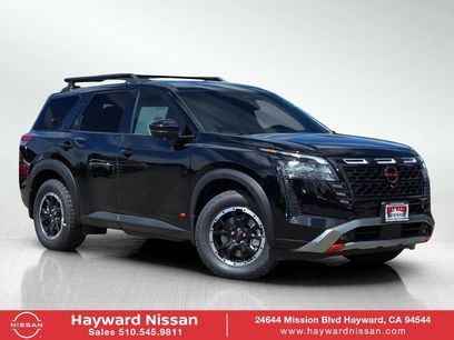 New 2026 Nissan Pathfinder Rock Creek w/ Rock Creek Premium Package