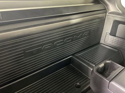 Used 2025 Toyota Tacoma SR image 20