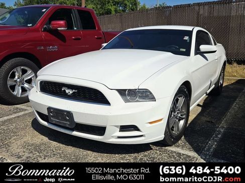 Used 2013 Ford Mustang Premium w/ Electronics Pkg RWD image 1