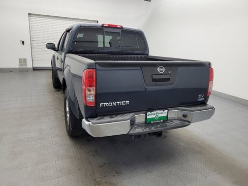 Used 2018 Nissan Frontier SV image 6