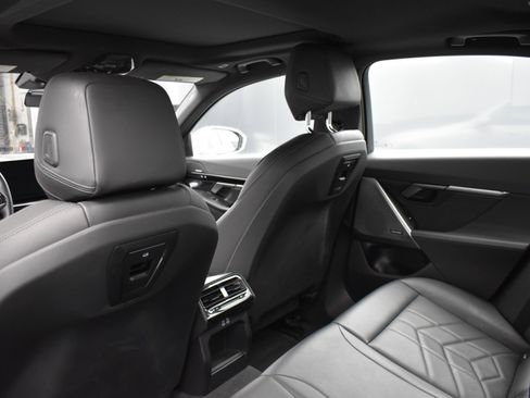 Used 2024 BMW 530i w/ Premium Package image 8