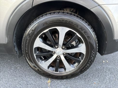 Used 2018 Kia Sorento EX FWD image 20