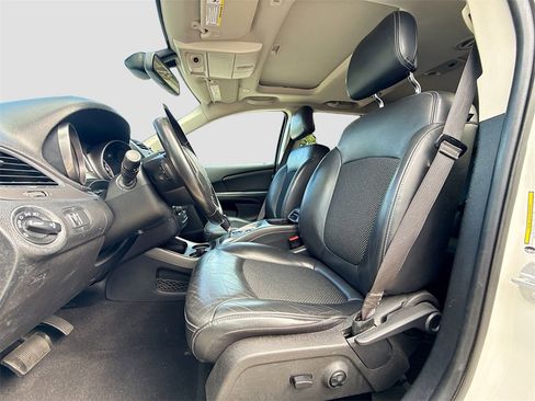 Used 2020 Dodge Journey Crossroad image 21