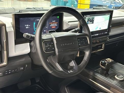 Used 2025 GMC Hummer EV 2X image 9