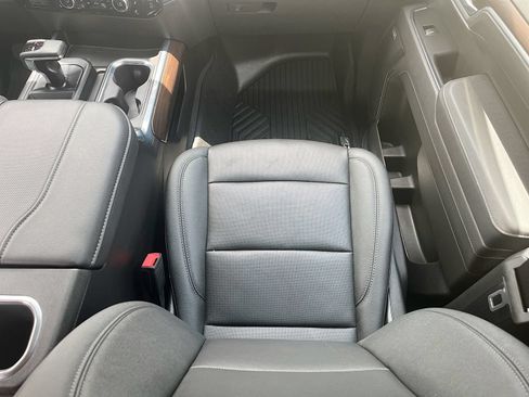 Used 2023 GMC Sierra 1500 SLT w/ SLT Premium Plus Package AWD/4WD image 24