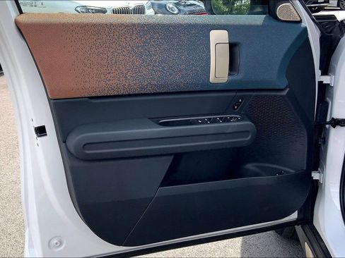 Certified 2025 MINI Cooper Countryman SE w/ Comfort Package Max image 25