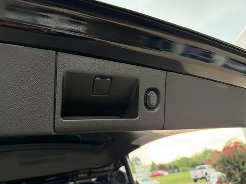 Used 2019 GMC Yukon XL Denali w/ Denali Ultimate Package RWD image 57