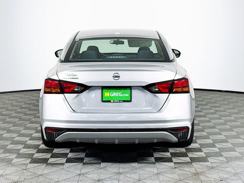 Used 2019 Nissan Altima 2.5 S FWD image 8