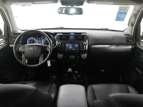 Used 2018 Toyota 4Runner TRD Off-Road Premium image 13