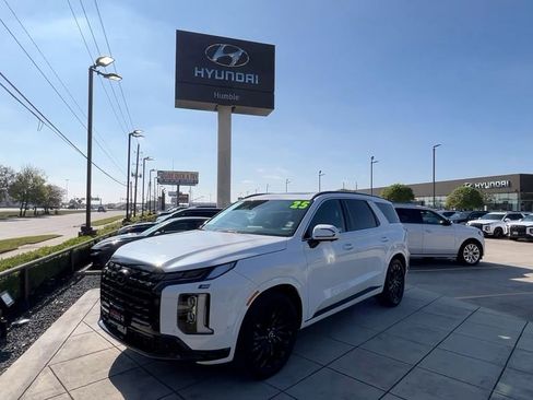 Used 2025 Hyundai Palisade Calligraphy image 10