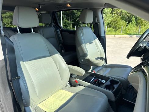 Used 2021 Honda Odyssey Touring image 34