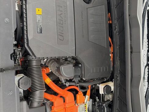 Used 2023 Kia Niro EX w/ EX Cold Weather Package FWD image 22