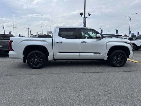 Used 2024 Toyota Tundra Platinum AWD/4WD image 4