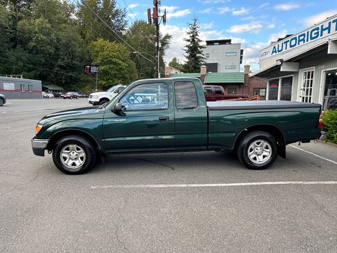 Used 2001 Toyota Tacoma 2WD Xtracab image 8