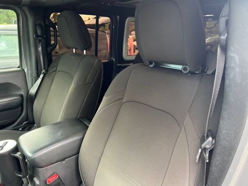 Used 2020 Jeep Wrangler Unlimited Sport S AWD/4WD image 8