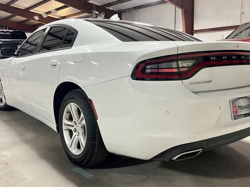 Used 2023 Dodge Charger SXT image 4