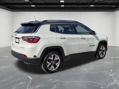 Used 2019 Jeep Compass Limited AWD/4WD image 4