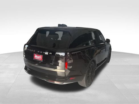 Used 2023 Land Rover Range Rover SE AWD/4WD image 5