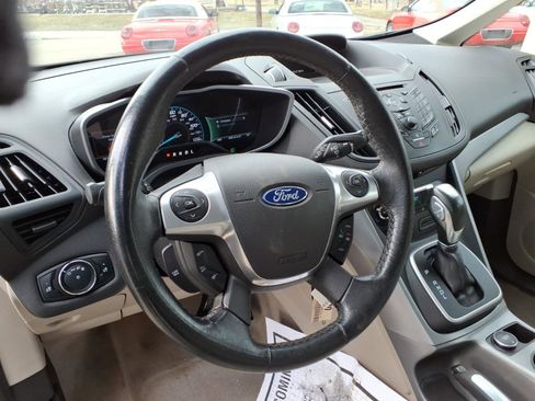 Used 2015 Ford C-MAX SE image 6
