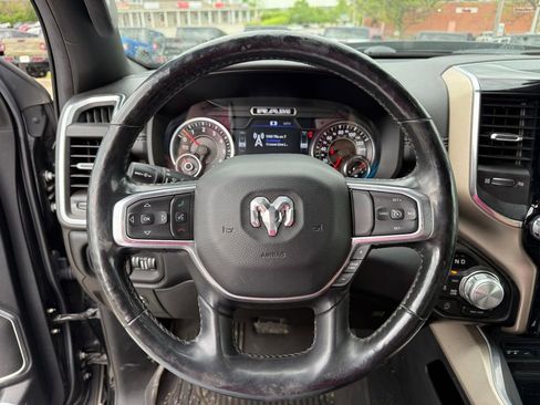 Used 2019 RAM 1500 Laramie image 14