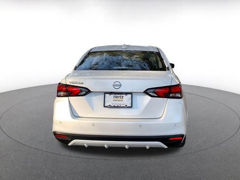 Used 2025 Nissan Versa SV image 6