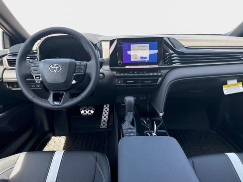 New 2026 Toyota Camry SE FWD image 13