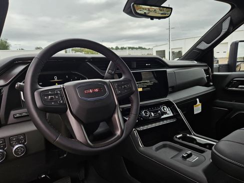 New 2026 GMC Sierra 2500 AT4X image 9