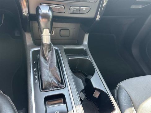 Used 2018 Ford Escape SE w/ SE Sport Appearance Package AWD/4WD image 19