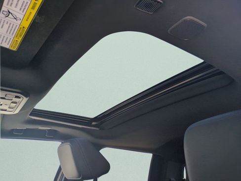 Used 2024 Toyota Tacoma TRD Sport w/ TRD Sport Premium Package image 29