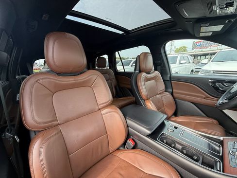 Used 2021 Lincoln Aviator Reserve w/ Equipment Group 208A AWD/4WD image 27