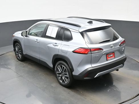 Used 2026 Toyota Corolla Cross XLE w/ Convenience Package image 39