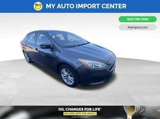 Used 2017 Ford Focus SE FWD video 1