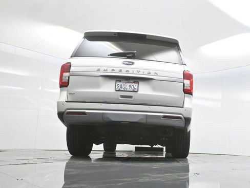 Used 2022 Ford Expedition XLT image 69