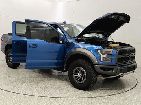 Used 2019 Ford F150 Raptor w/ Equipment Group 802A Luxury image 9