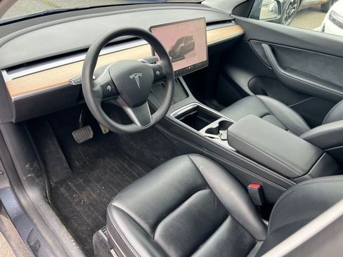 Used 2022 Tesla Model Y Long Range AWD/4WD image 15