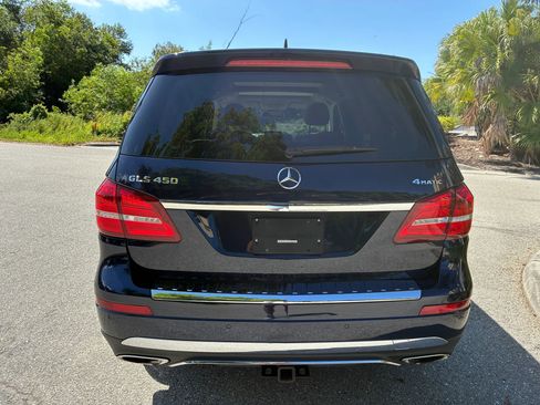 Used 2017 Mercedes-Benz GLS 450 4MATIC image 4