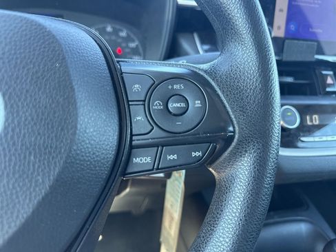 Used 2024 Toyota Corolla LE FWD image 21