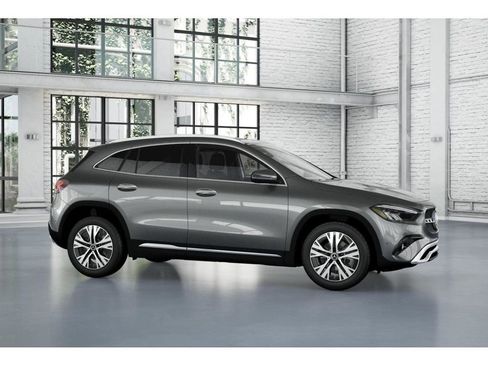 New 2026 Mercedes-Benz GLA 250 4MATIC image 14