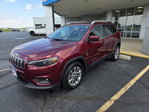 Used 2020 Jeep Cherokee Latitude Plus w/ Cold Weather Group FWD image 5