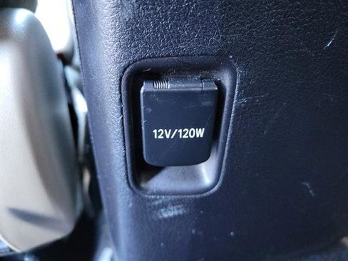 Used 2014 Toyota 4Runner Limited image 6